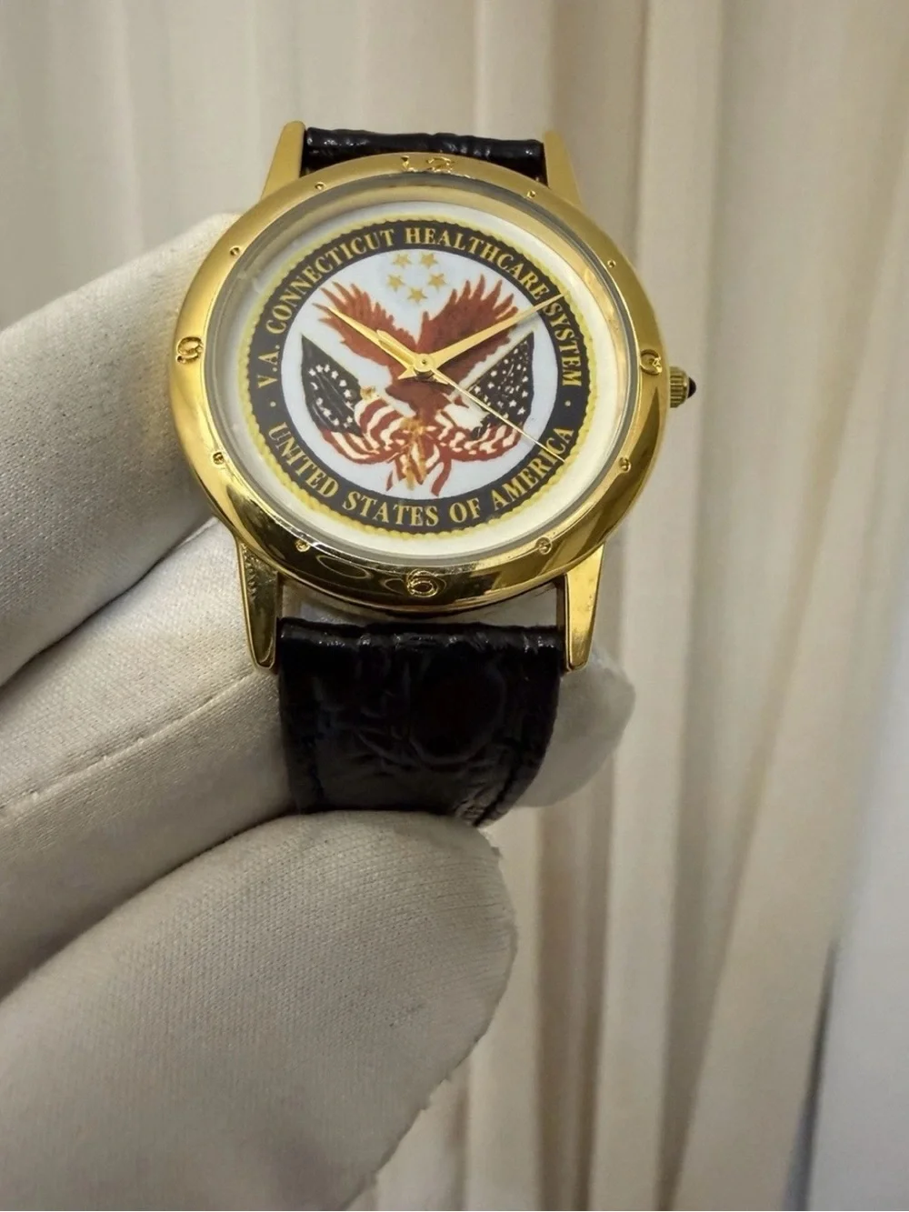 Vintage Image Watches VA Connecticut Healthcare System Quartz Watch 34.4mm